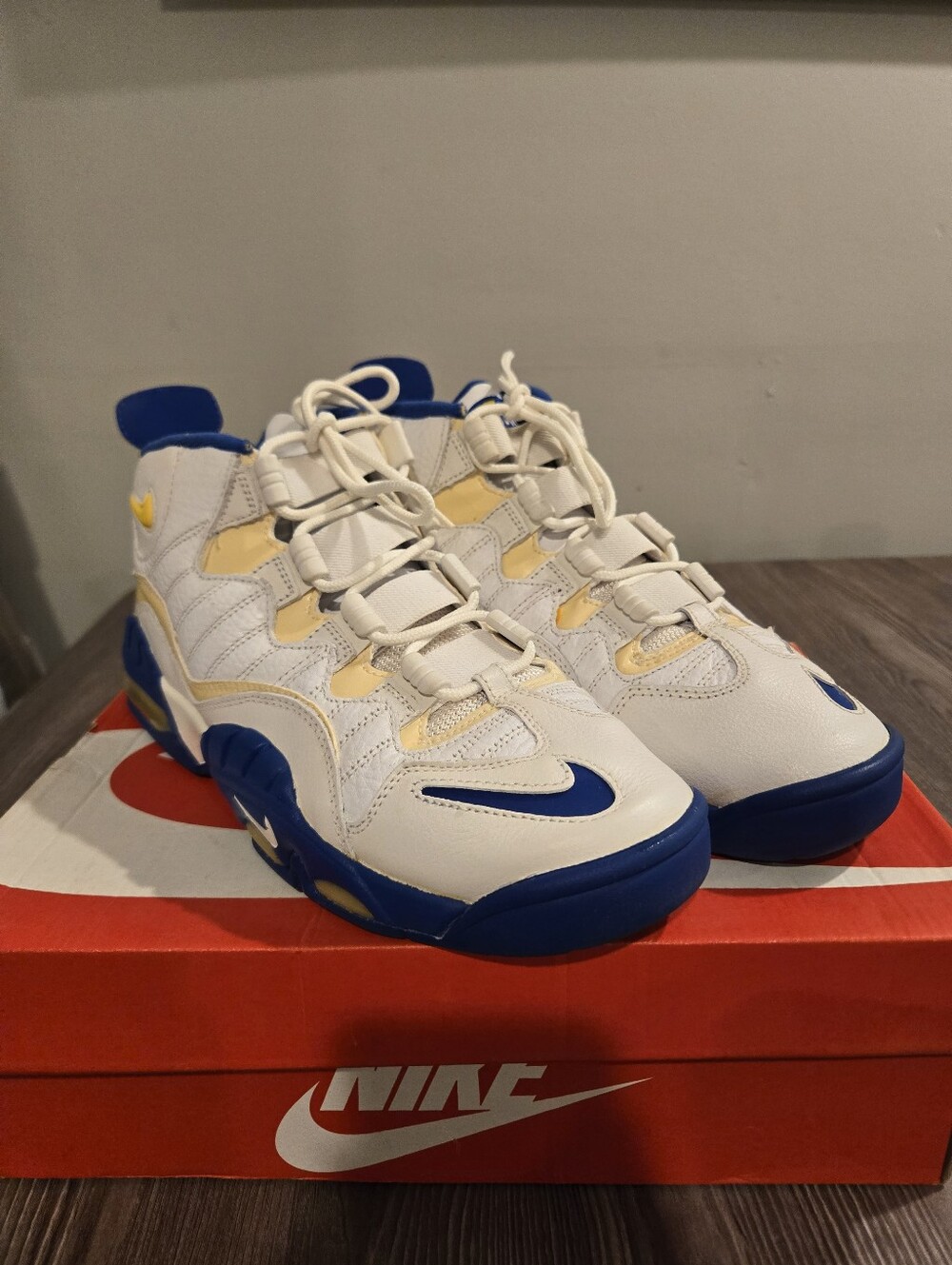USED Vintage 2007 Nike Air Max Sensation Golden State Warrior Sneakers  10.5